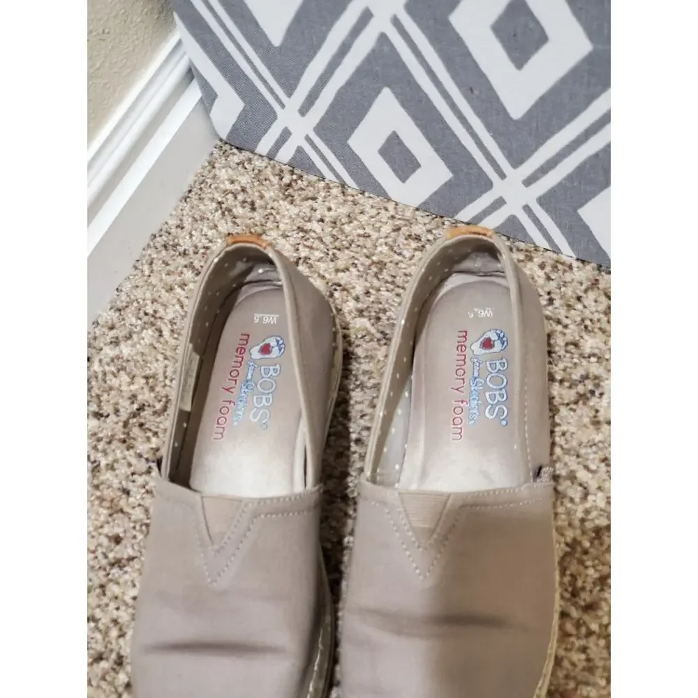 Bobs From Skechers Size 6.5 Memory Foam Espadrille Shoes Taupe textile cushioned